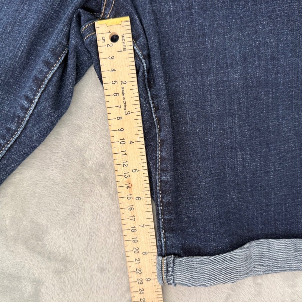 Levi's Classic Bermuda Denim Shorts Women's 18W Dark Wash Mid Rise - Picture 12 of 13